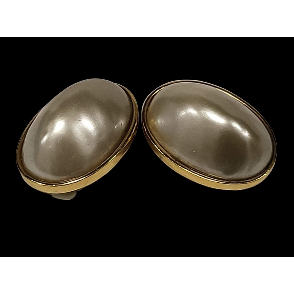 Vintage CINER Gold Tone Pearl Clip On Earrings SIGNED‎ RARE